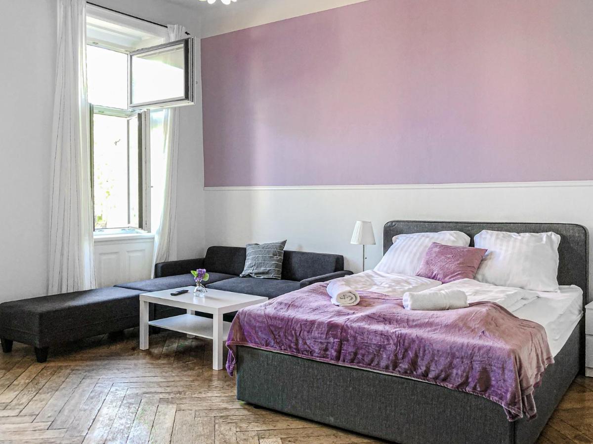 Commodious 2Br Apt. Near Akh-Perfect For Groups Viena Exterior foto