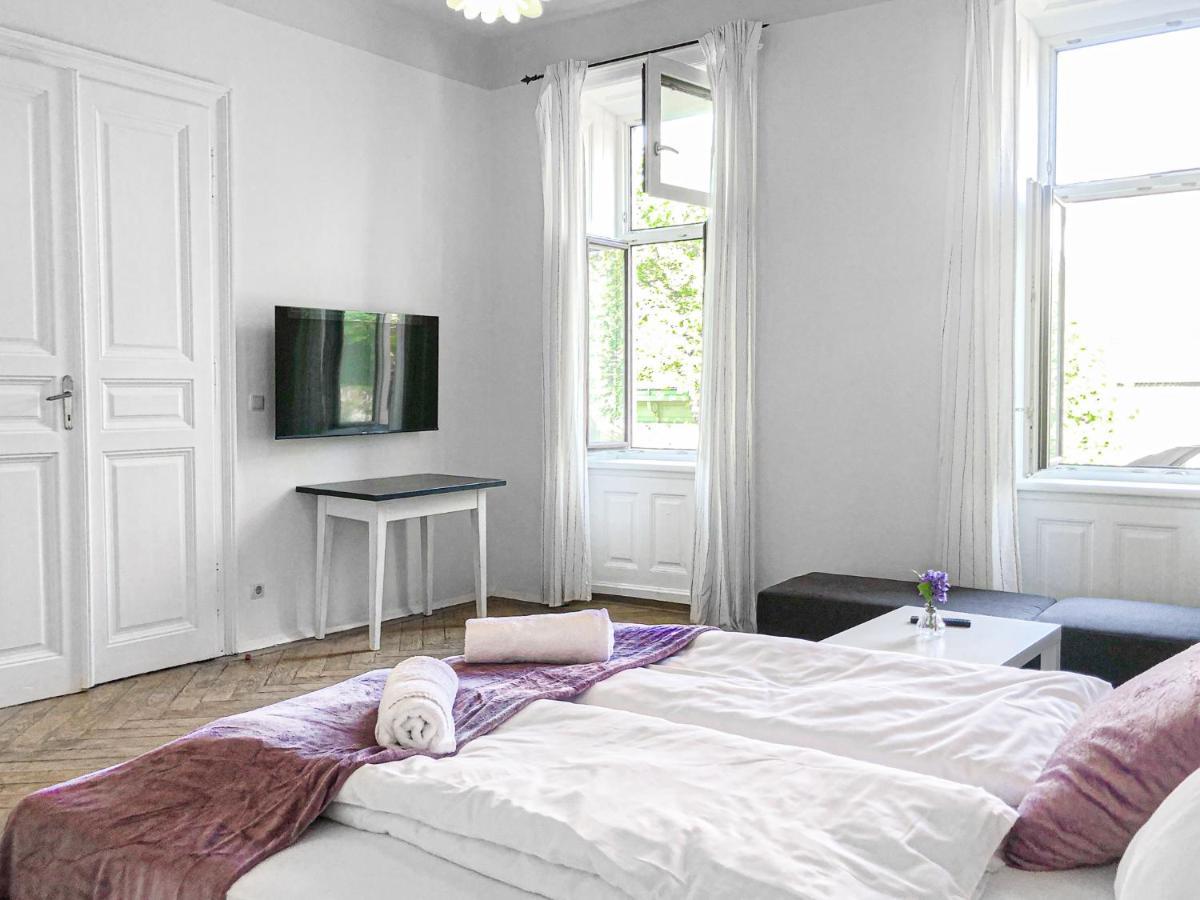 Commodious 2Br Apt. Near Akh-Perfect For Groups Viena Exterior foto