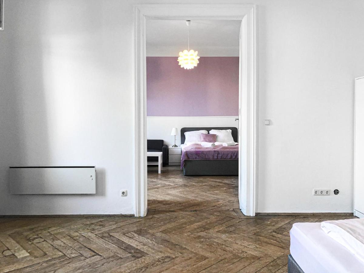 Commodious 2Br Apt. Near Akh-Perfect For Groups Viena Exterior foto